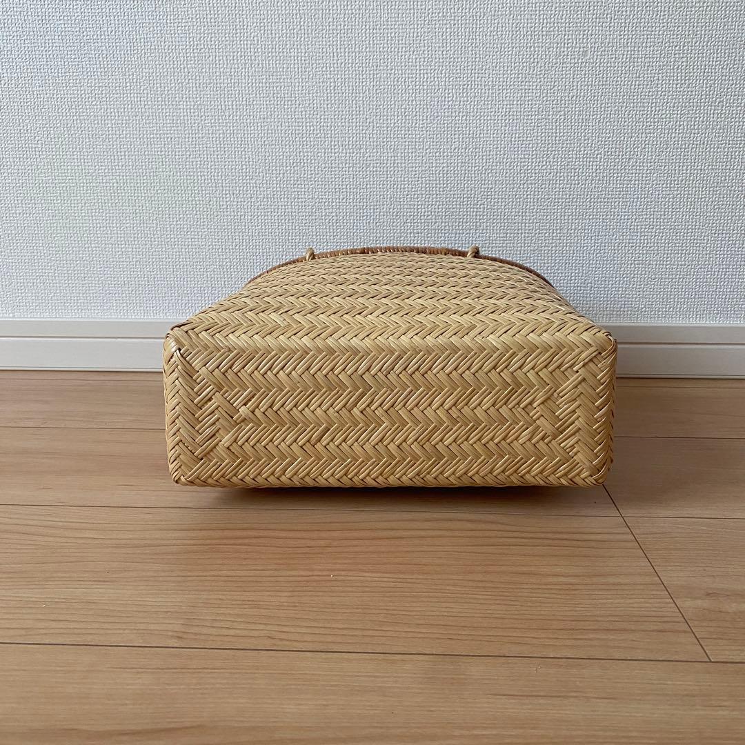 東北の手仕事 鳥越竹細工 すず竹手提げ籠 （大） - メルカリ