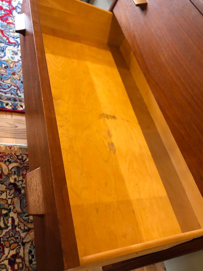 北欧ヴィンテージ家具　デンマーク　ドレッシングチェスト