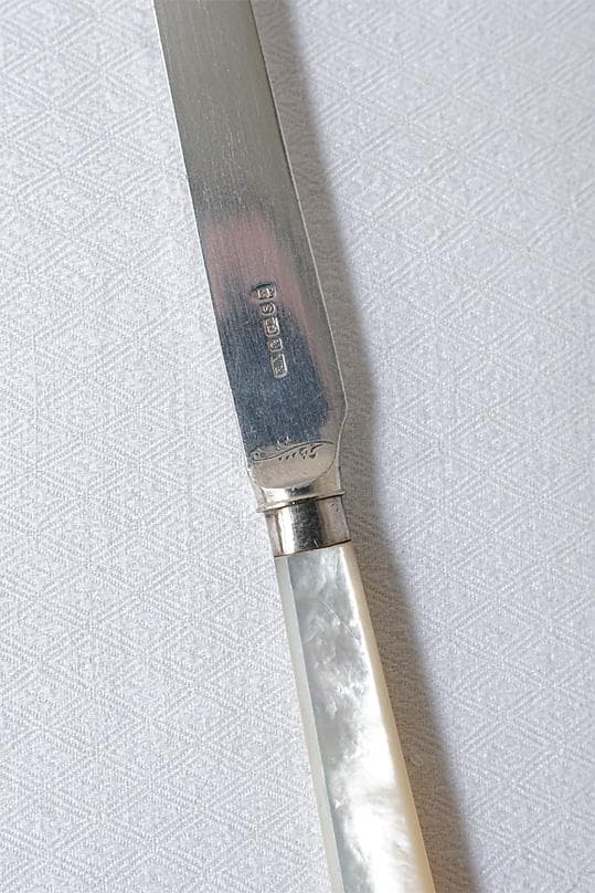 イギリスアンティーク　白蝶貝　マザーオブパール　カトラリー　フォーク＆ナイフ　B