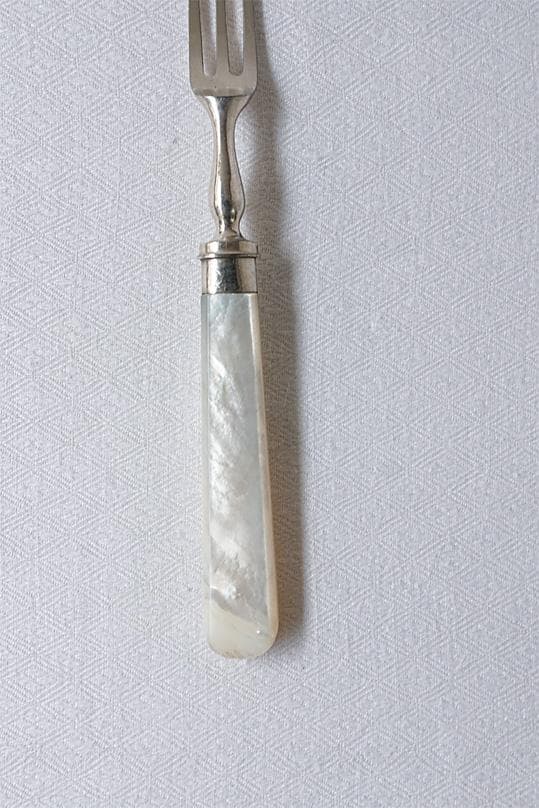 イギリスアンティーク　白蝶貝　マザーオブパール　カトラリー　フォーク＆ナイフ　B