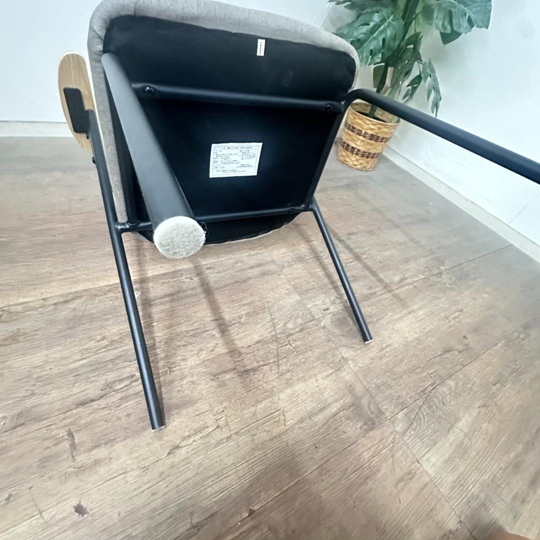 北欧モダン アームチェア 椅子 木製 　デザインチェア ダイニングチェア