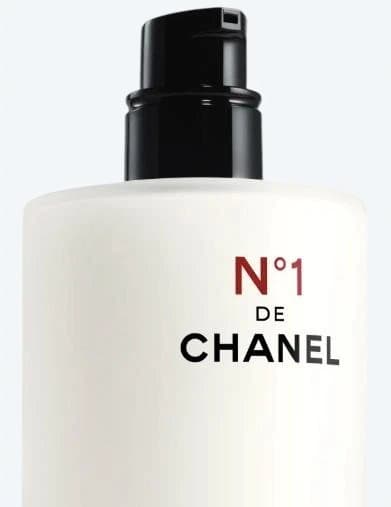 新品未使用のシャネル N°1 ドゥ シャネル エマルジョン『乳液』100ml