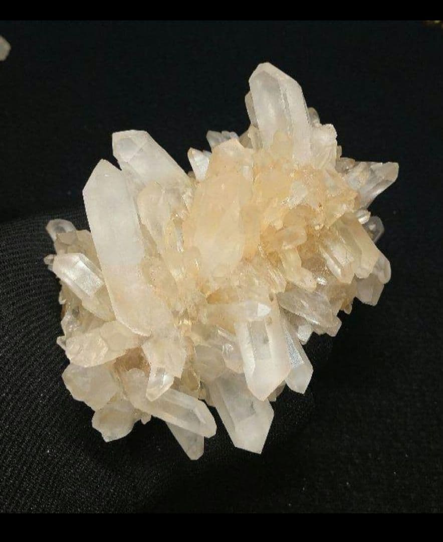 《マダガスカル産》天然水晶クラスター ２個セット