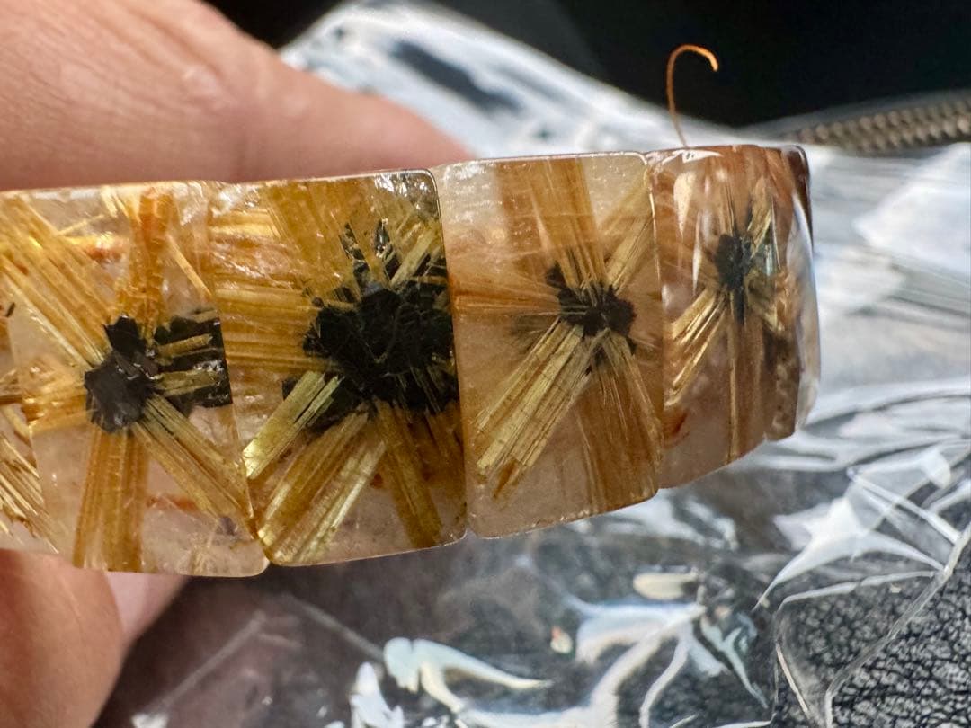 太陽放射ルチルバングル　高品質　15.5mm 内径17cm 瀧原宮浄化品