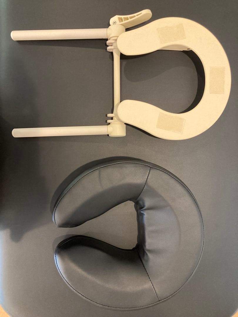 【美品】フォンタナ マッサージベッド クアトロ25 アームレスト付き