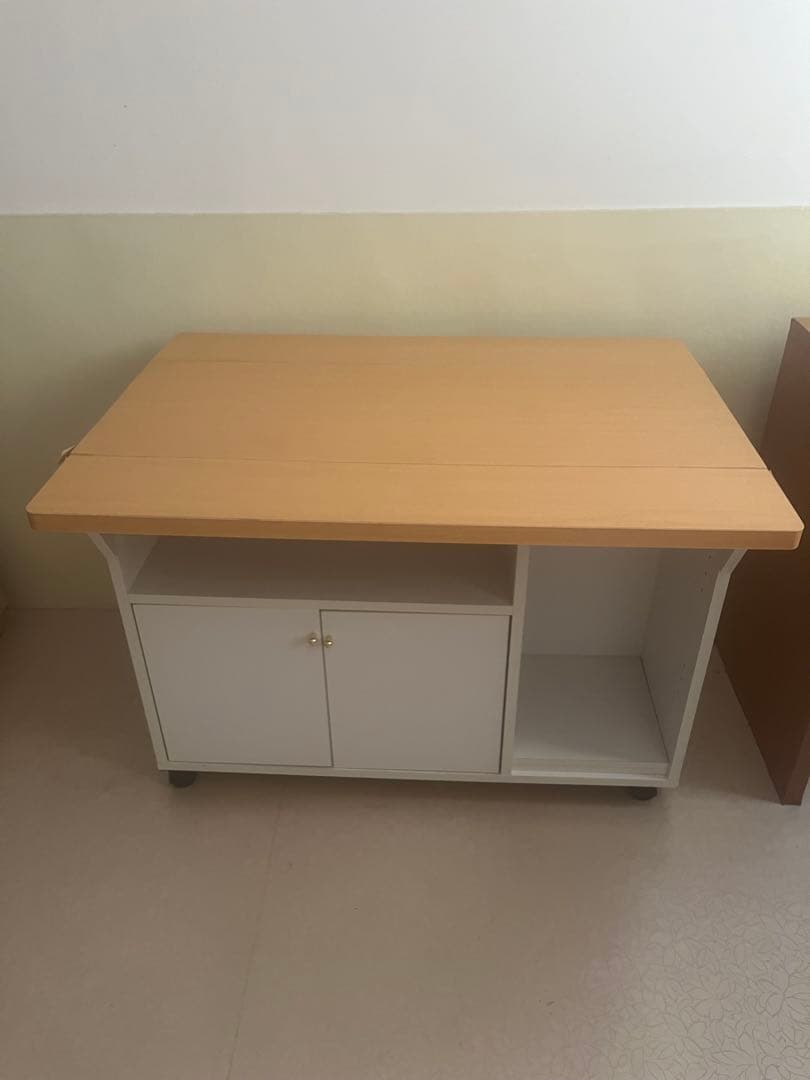 ホワイト木製収納テーブル