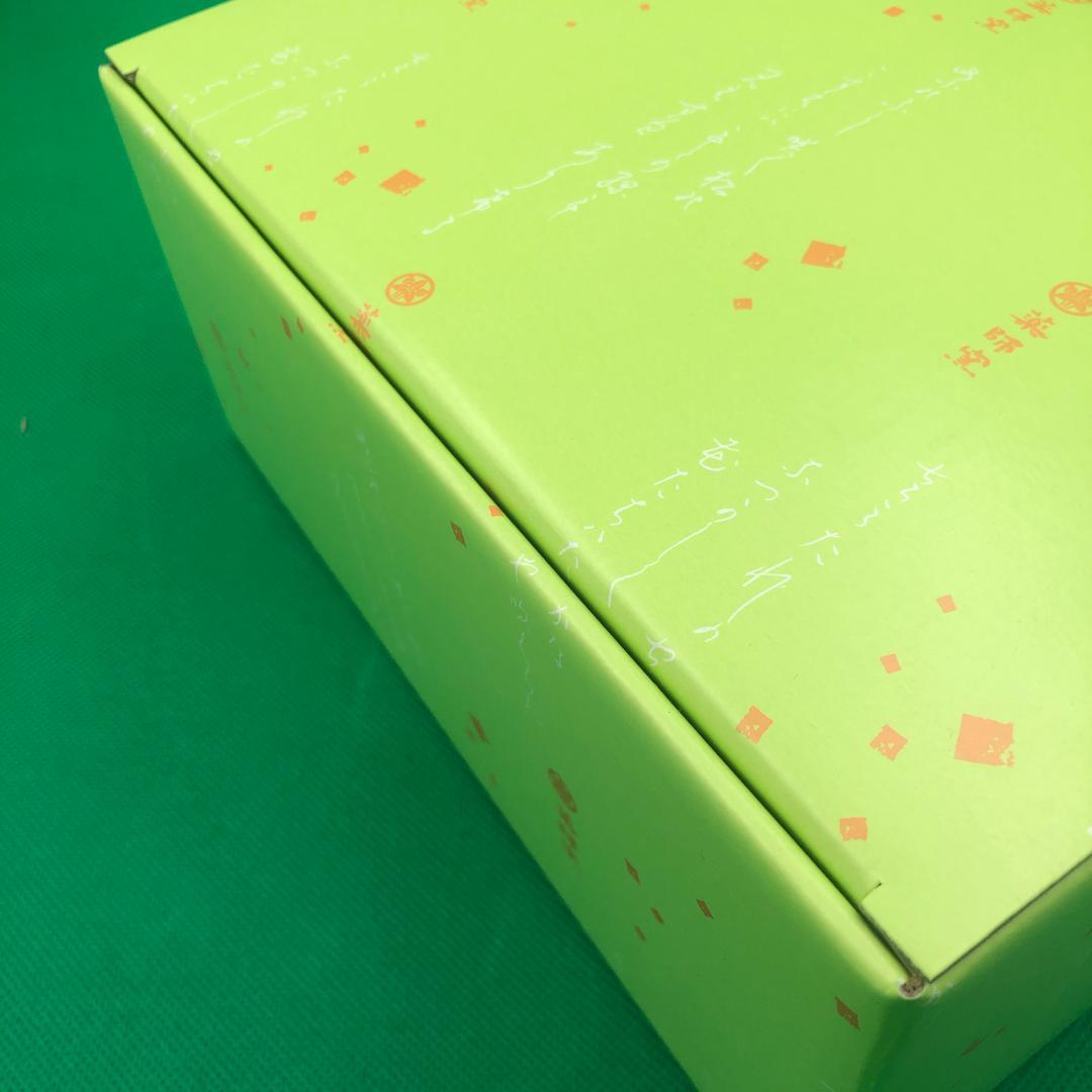 薬師窯　染絵出世兜飾り　白藍　五月人形　新品　兜飾り　端午の節句　ミニサイズ