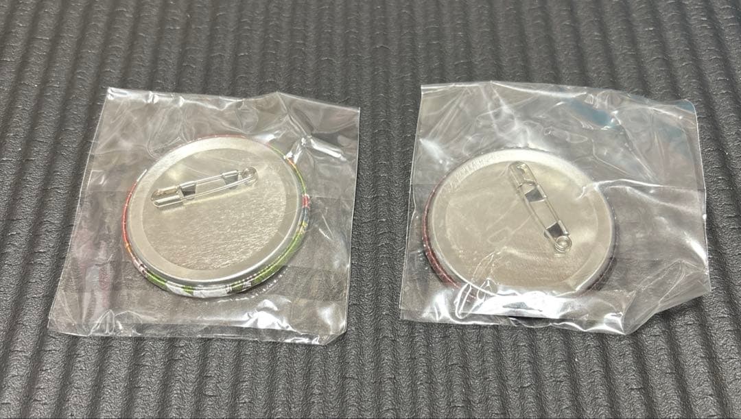 鬼滅の刃　プリロール　限定　缶バッジ　冨岡義勇　炭治郎　善逸　伊之助　禰豆子