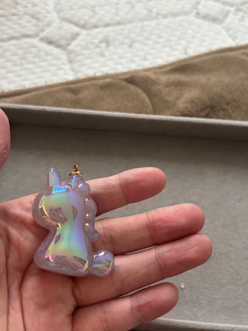 カン付き ユニコーンチャーム AとBの2種類