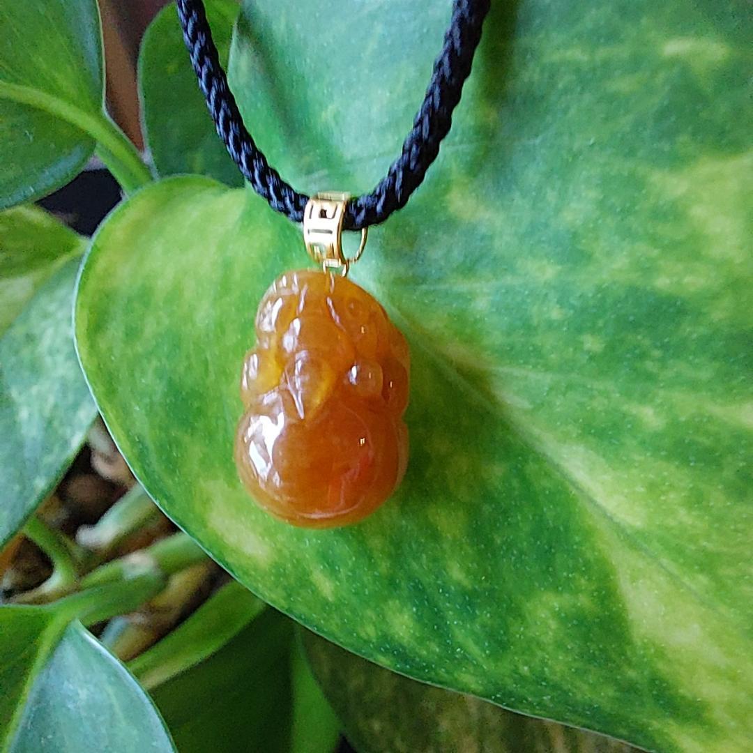 鑑別書付・18K希少天然ミャンマー産レッド本翡翠貔貅ヒキュウペンダント58224