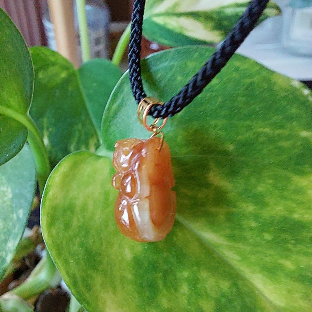 鑑別書付・18K希少天然ミャンマー産レッド本翡翠貔貅ヒキュウペンダント58224