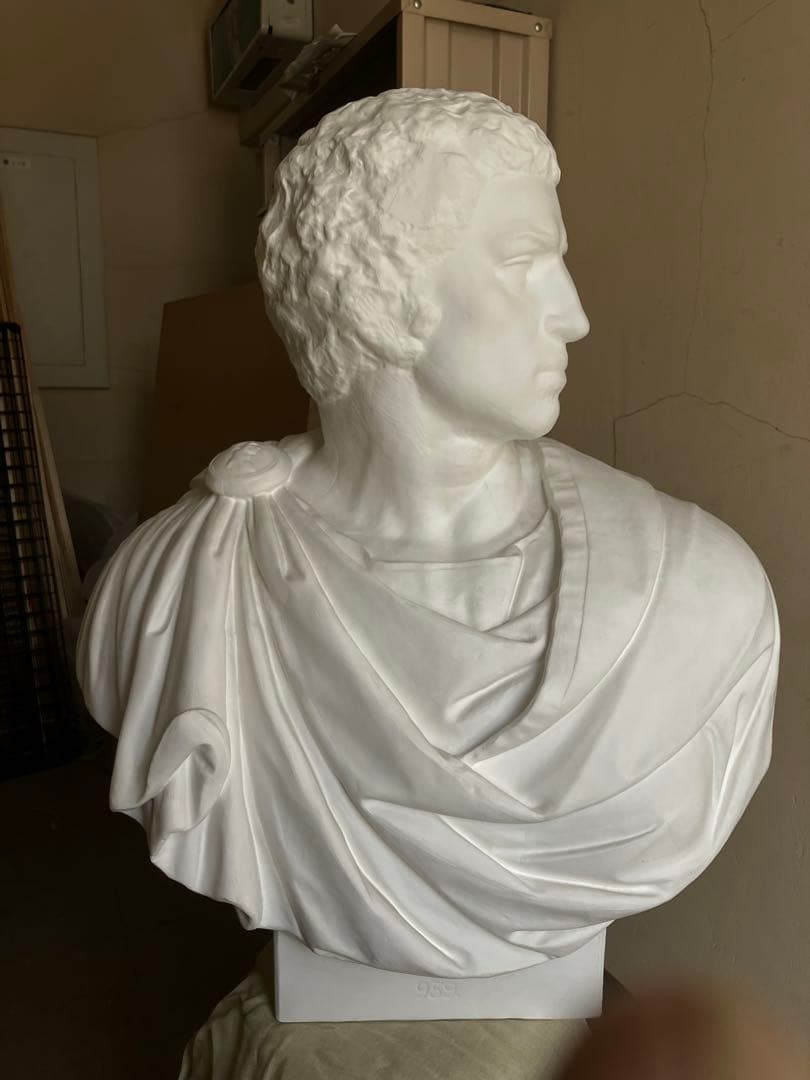 ブルータス 胸像