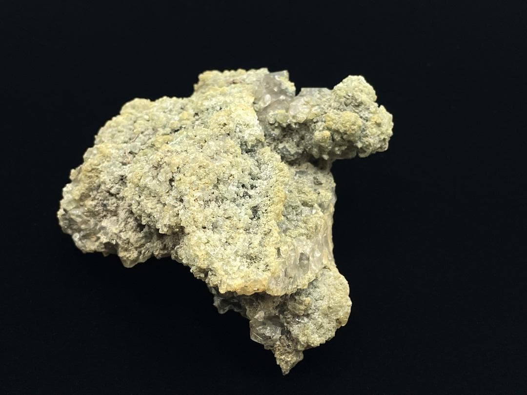 原石（ヒマラヤルチルクォーツ）