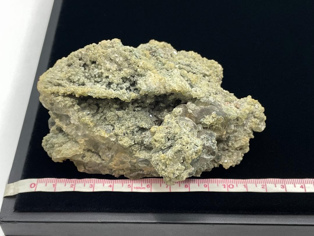 原石（ヒマラヤルチルクォーツ）