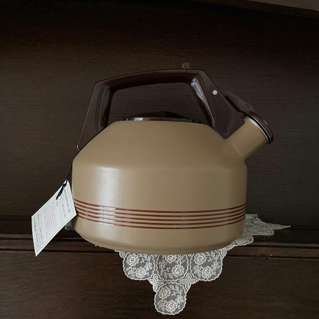 エジリー　ケトル　やかん　２.８L 琺瑯　ベージュ