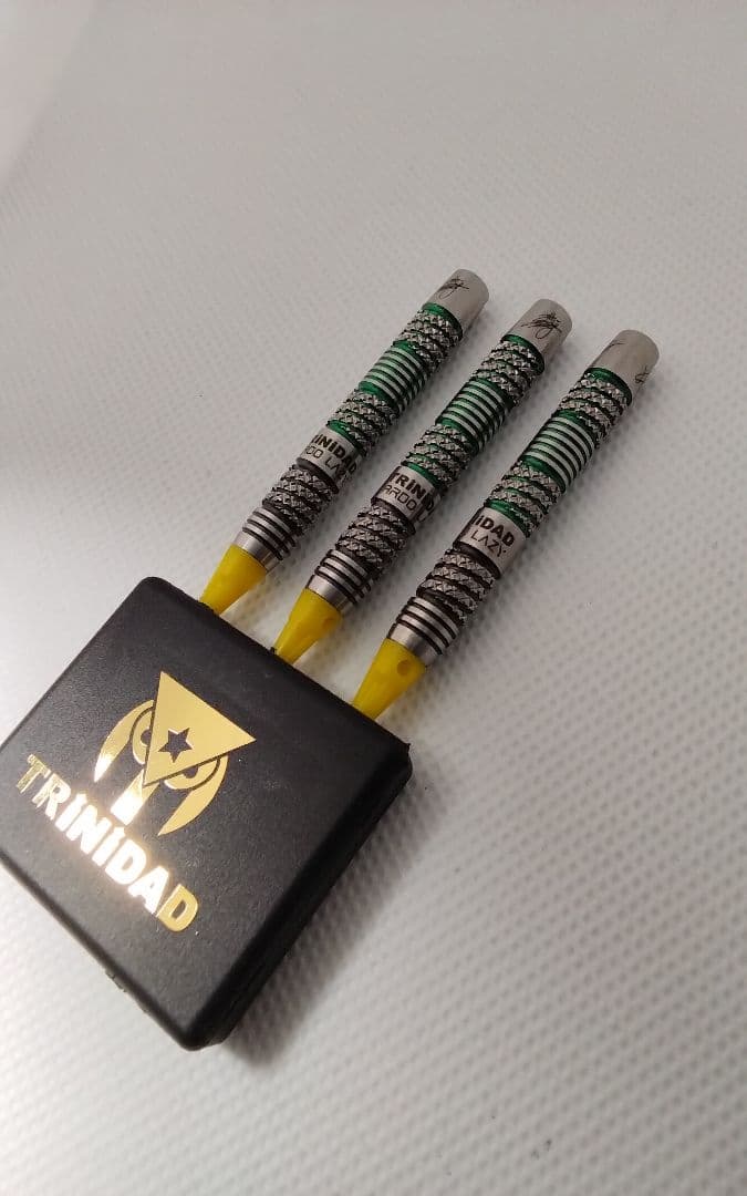 TRiNiDADリカルド×レイジー!コラボ!超綺麗!新品同品ダーツセット22g