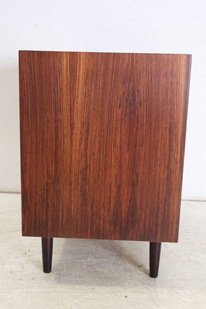 1970年代 北欧ヴィンテージ ローズウッド材キャビネット