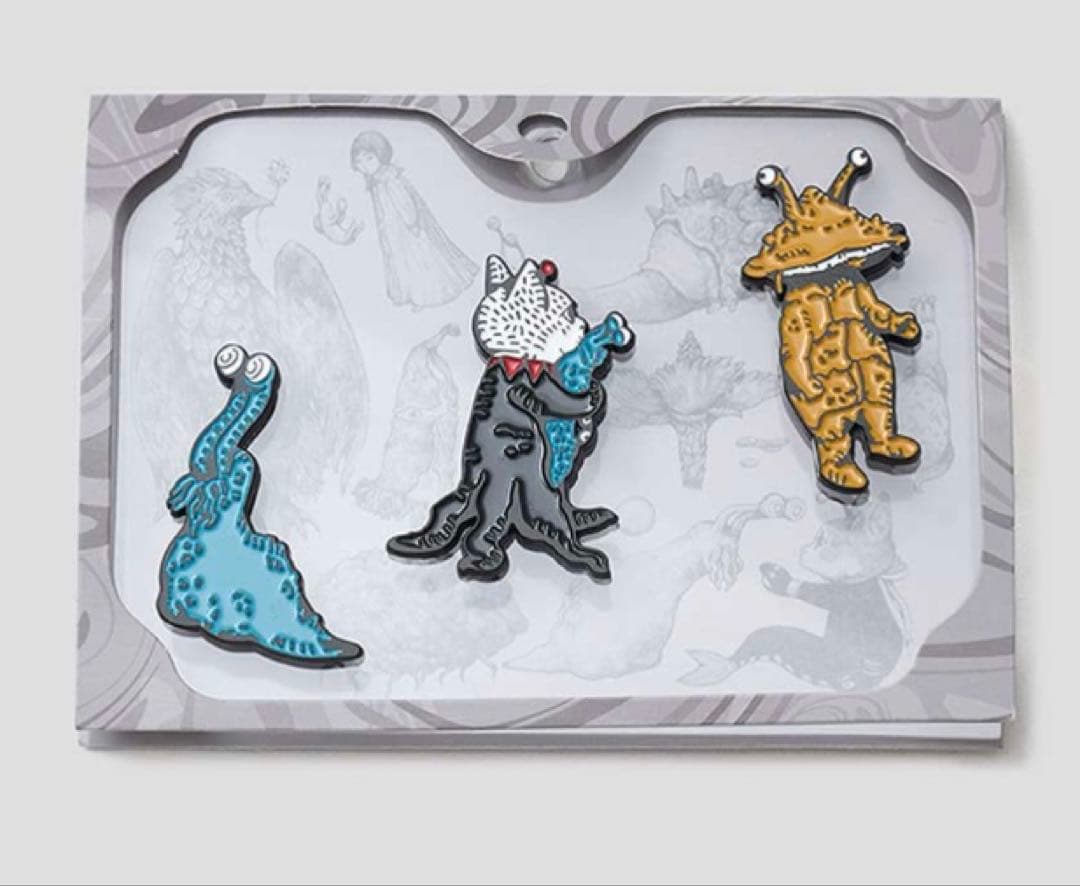 グラニフ ウルトラマンシリーズ ヒグチユウコ ピンズ3P