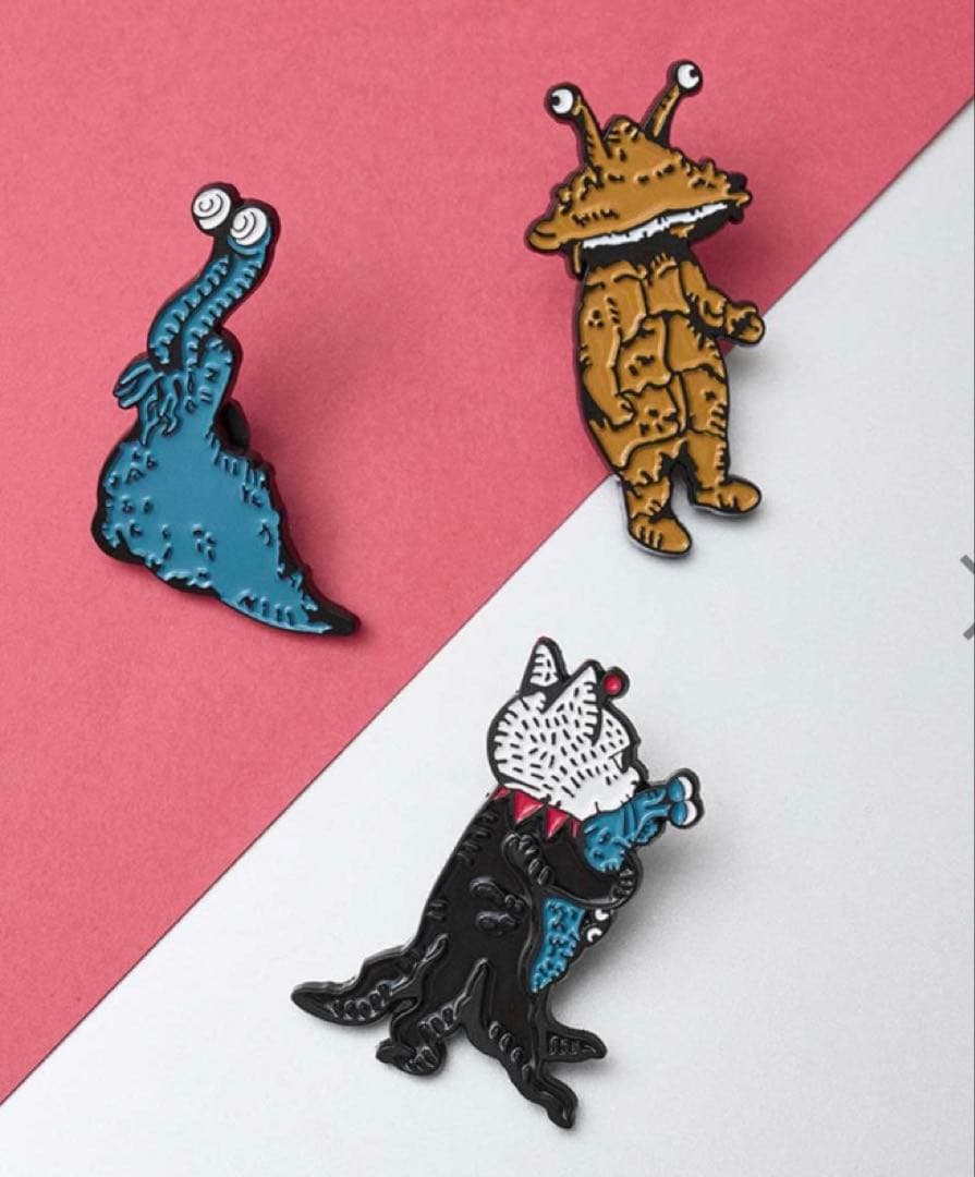 グラニフ ウルトラマンシリーズ ヒグチユウコ ピンズ3P