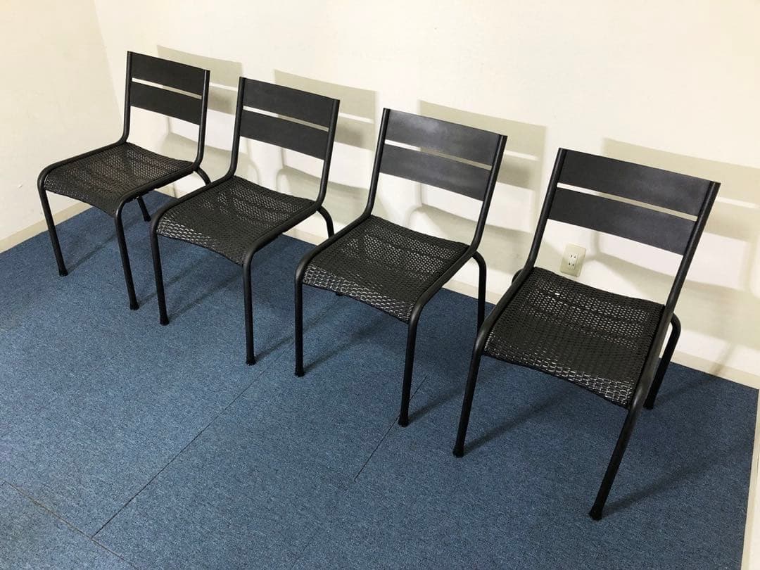 ガーデンチェア4脚セット 屋内外対応メッシュPPブラックチェア スタッキング可能