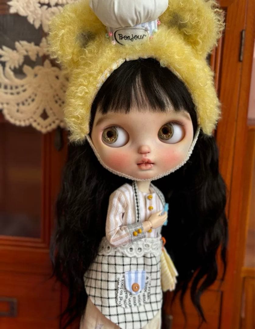 カスタムブライス 海外作家様 黒髪ちゃん かわいい 繊細なメイク フル