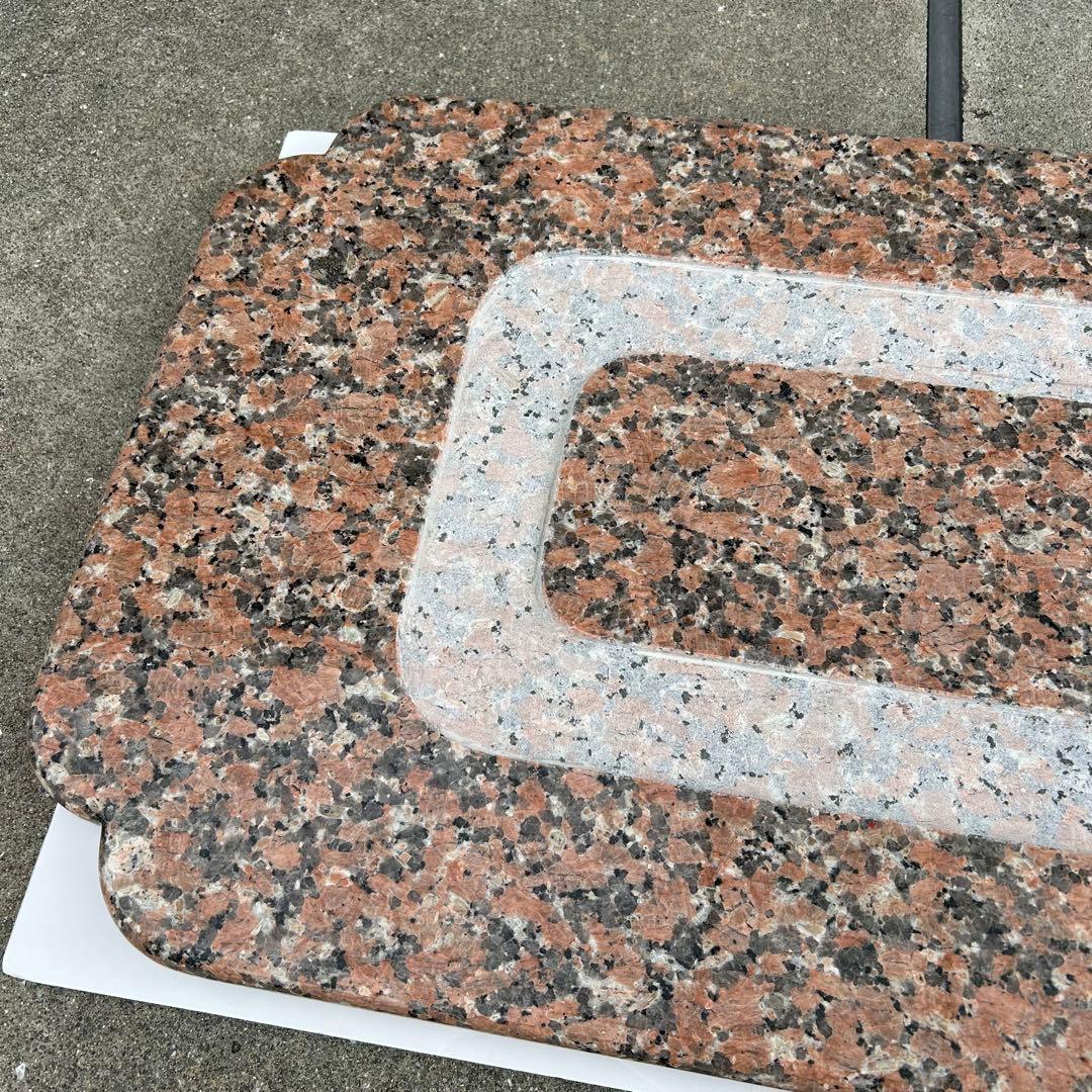 御影石　花崗岩　テーブル　台座持ち手加工あり　天板仕上げ　天板台座合わせ加工あり