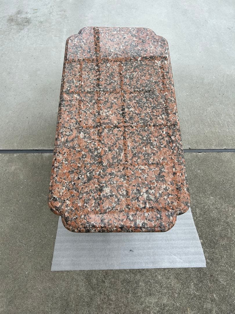 御影石　花崗岩　テーブル　台座持ち手加工あり　天板仕上げ　天板台座合わせ加工あり