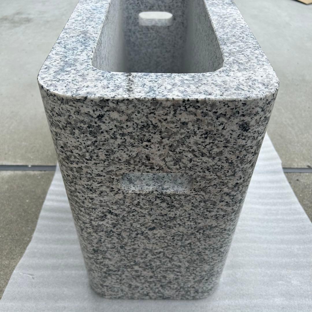 御影石　花崗岩　テーブル　台座持ち手加工あり　天板仕上げ　天板台座合わせ加工あり