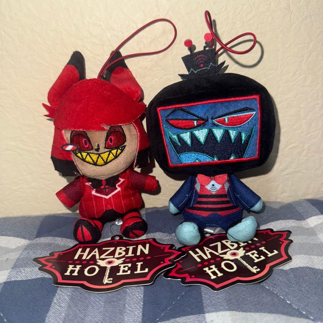 ラウンドワン限定 ハズビンホテル おすわりマスコット アラスター