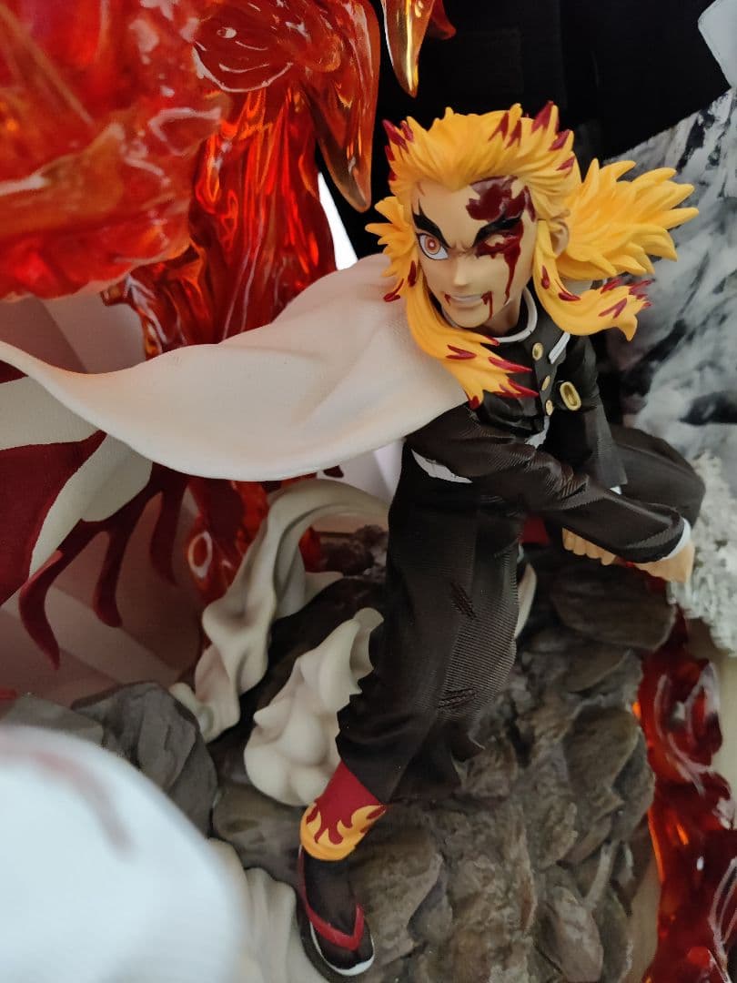 鬼滅の刃 フィギュア 無限列車編 炎柱 煉獄杏寿郎 猗窩座 ガレージ