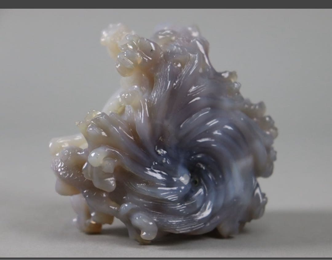 瑪瑙 彫刻 宝珠に三龍 唐木台付 置物 天然石 鑑賞石 細密細工 古美術品