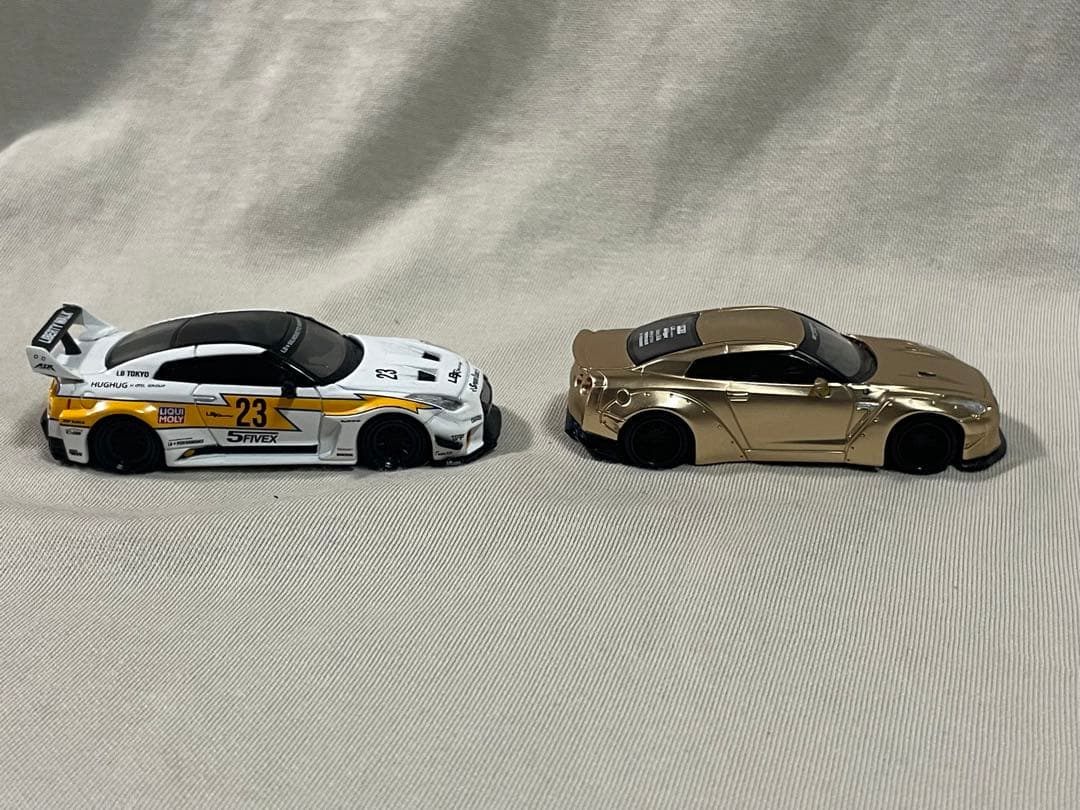 Mini GT 1/64 R35 ミニカー 2台セット