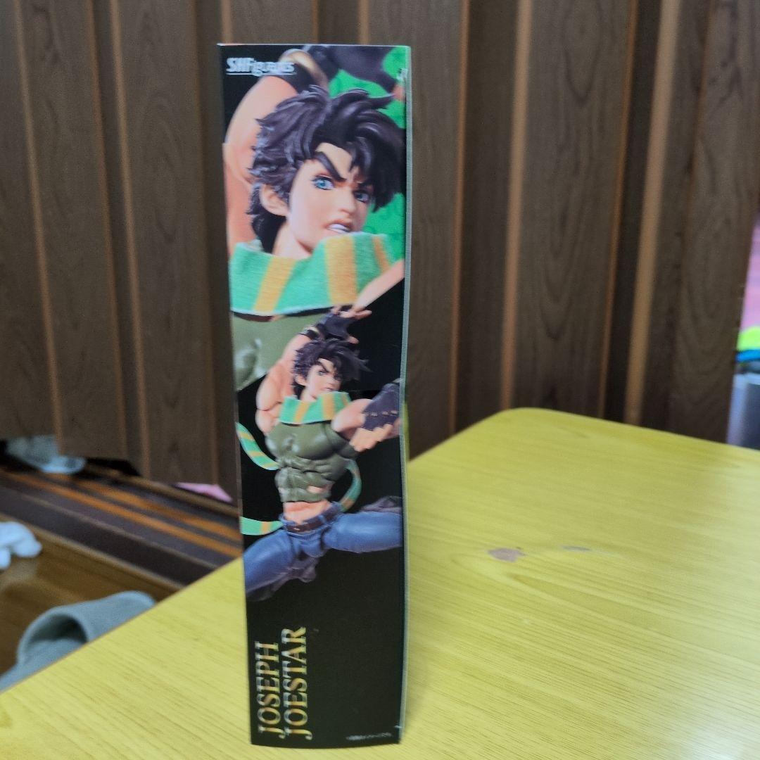 S.H.Figuartsジョジョの奇妙な冒険ジョセフジョースター