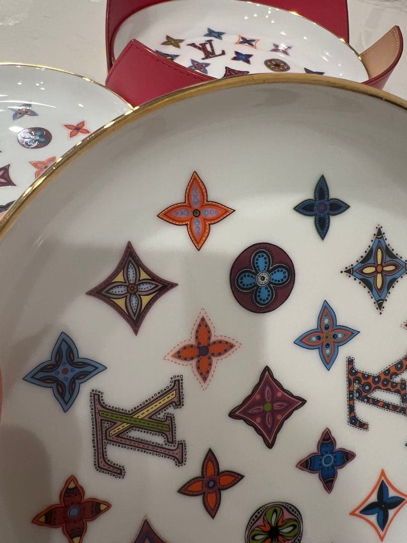 本日のみ値下げ！ルイ・ヴィトン 陶器皿 4枚セット