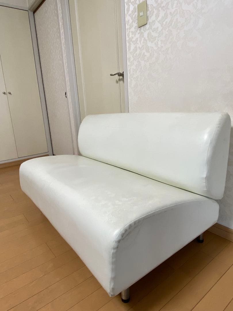 Francfranc ホワイト合成皮革ソファ-2人掛け