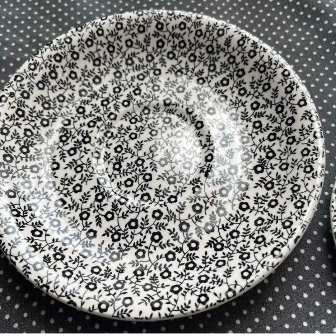 バーレイ ティーカップ&ソーサー　バーレイ ブラックフェリシティ プレート　S