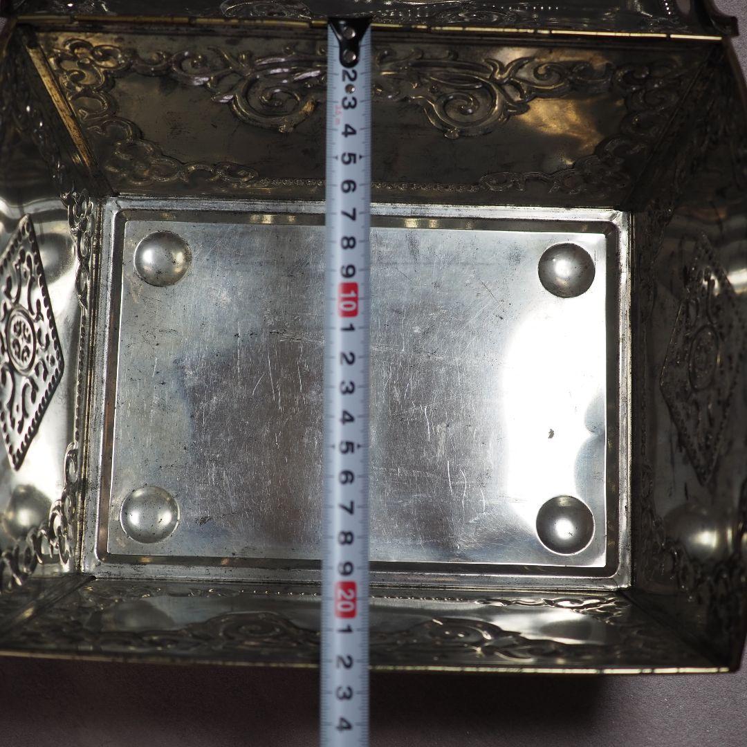 ヴィンテージ ビスケット缶 宝箱 宝物ボックス 小物入れ 収納 ヴィンテージ