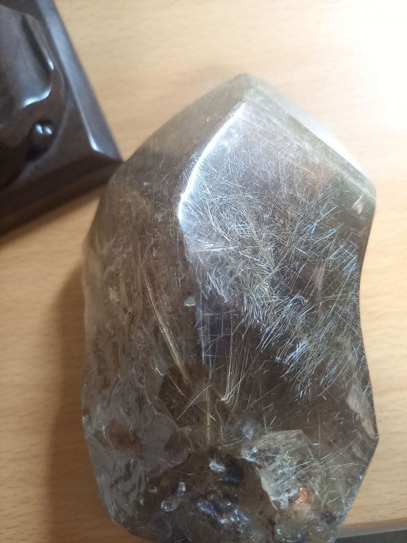 ルチルクォーツ 麒麟 彫り物 ルチルクォーツ水晶部分75×95ミリ 早く