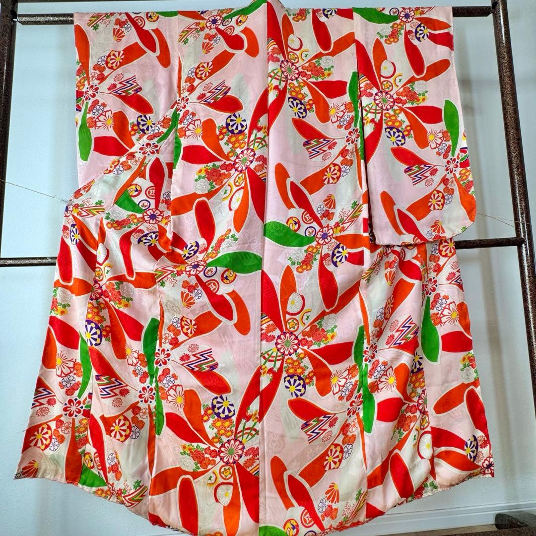 しつけ付　着物　正絹　ピンク　赤　七五三　子供着物　150裄59 アンティーク