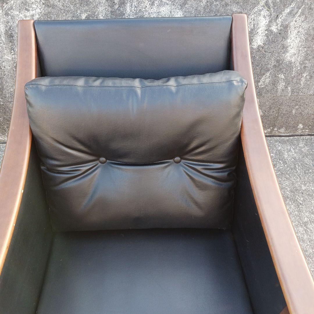 富士ファニチア　一人掛けソファー　①