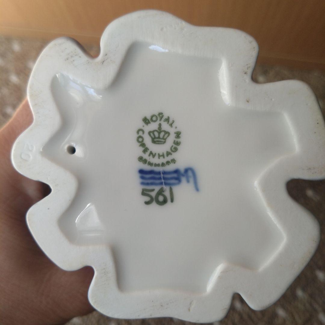 ロイヤルコペンハーゲン　フィギュリン　少女と子の陶器　置物