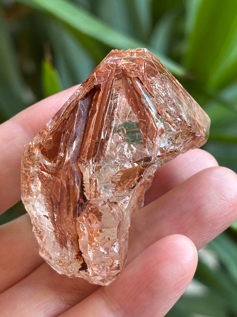 マダガスカル産　レッドクレイエレスチャル　68g ウィンドウクォーツ　高透明度