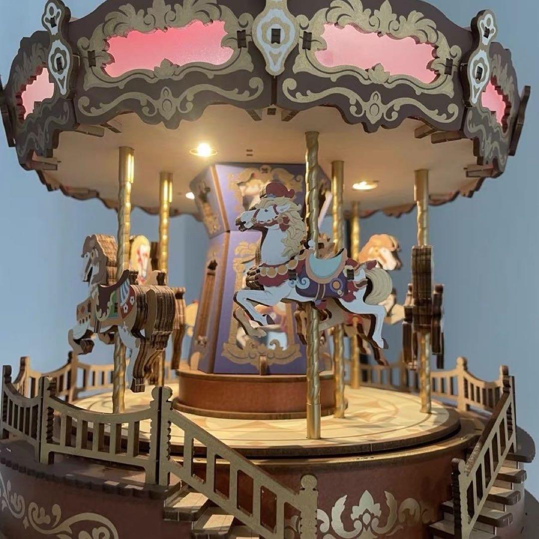 新品　回転木馬　オルゴール　完成品販売　クリスマスプレゼント