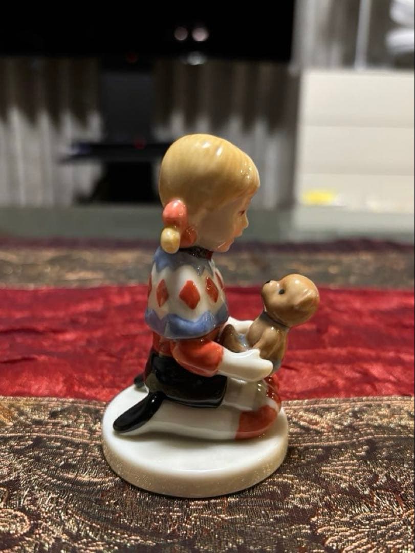 新品　ロイヤルコペンハーゲン　ミレニアムフィギュリン　エマ