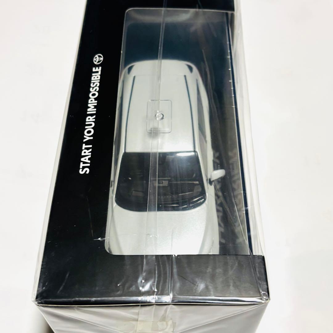 トヨタ ハリアー 1/30 ミニカー ホワイトパール 新品 未開封品 - メルカリ
