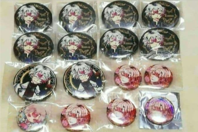 悪魔執事と黒い猫 あくねこ アモン　 缶バッジ　グリッター缶バッジ　即購入希望