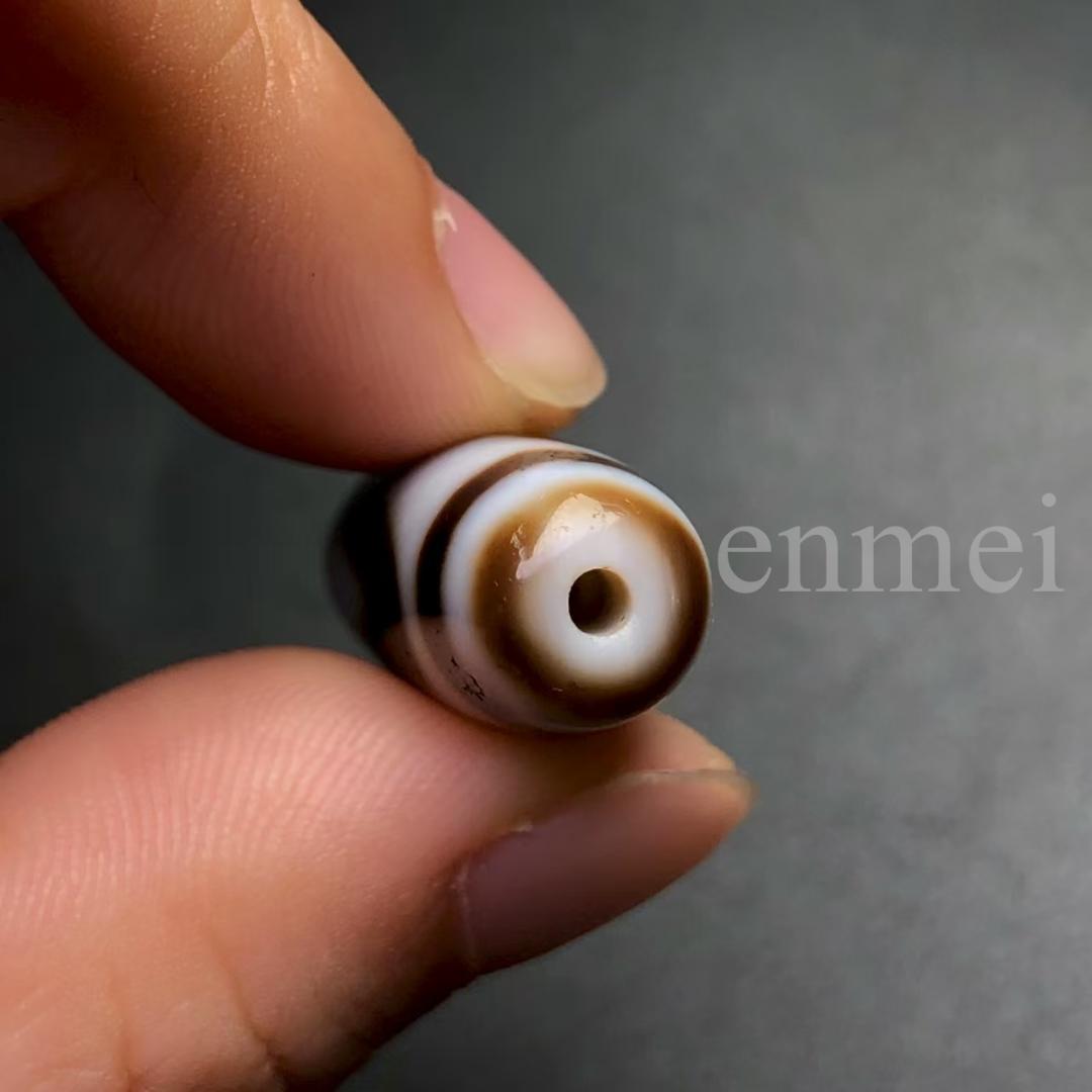 中国古美術・チベット天珠・蔵区回流老料・虎牙天珠・希少護符・魔除け・吉祥開運