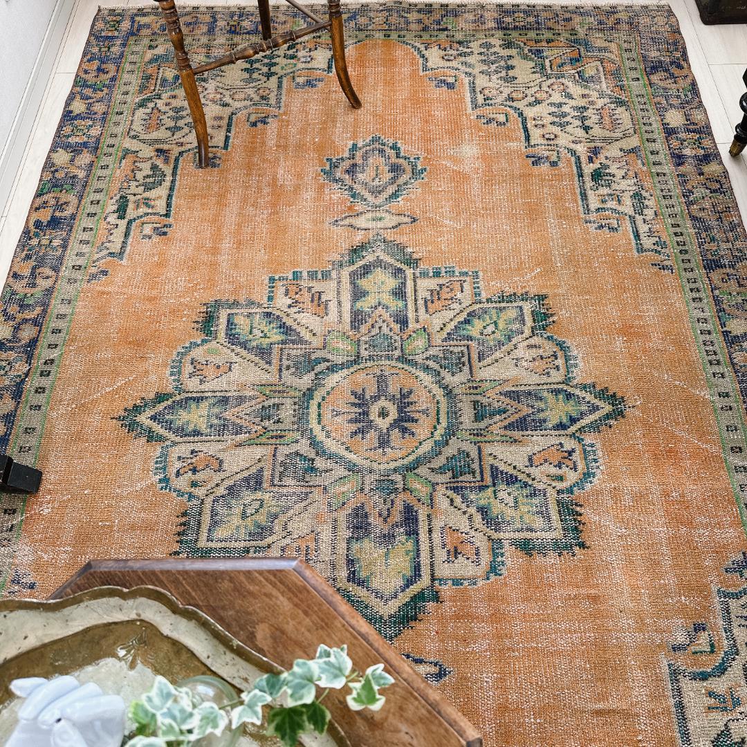 トルコ ヴィンテージラグ A135 超大判 オレンジ ネイビー ターコイズ