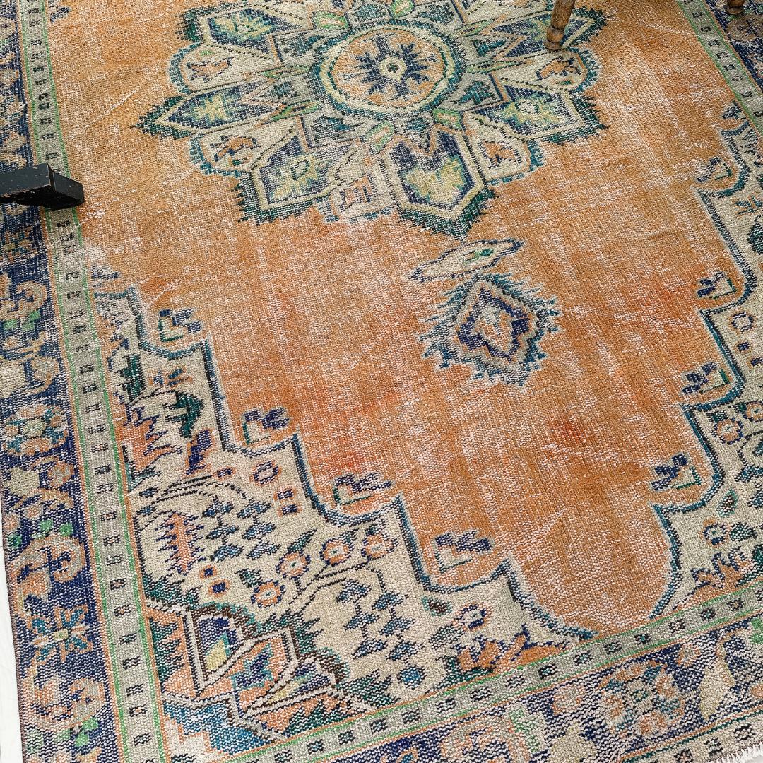 トルコ ヴィンテージラグ A135 超大判 オレンジ ネイビー ターコイズ