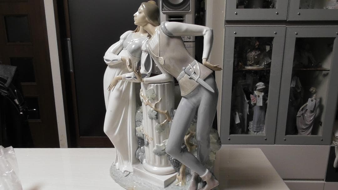 LLADRO　リヤドロ【ロミオとジュリエット】大型45ｃｍ 　リアドロ L304